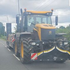 Haulage.lots.of.experience.plant.digger