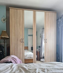 Warrdrobe double