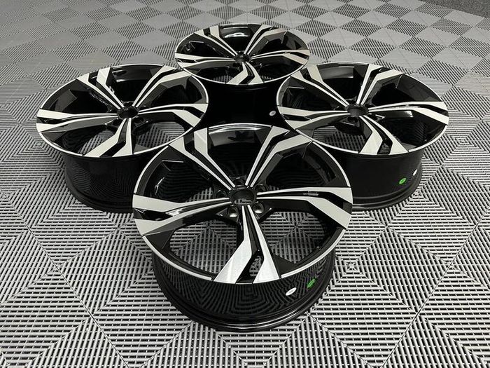 20" Inch Audi Sportsback style wheels A4 A5 A6 A7 A8 Q3 Q5 Skoda Vw Tiguan Golf T-Roc 5x112