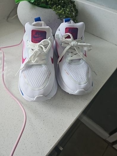 Ladies Trainers