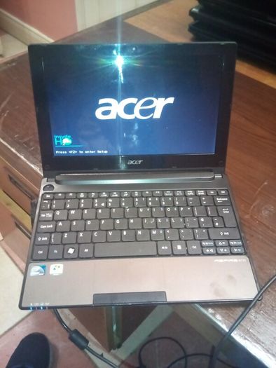 laptop 8 job lot for parts or fix