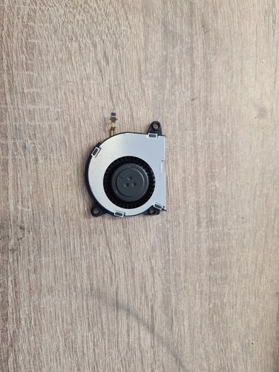 Nintendo switch replacement fan original.