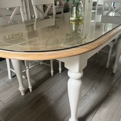Laura Ashley Extending Dining Table
