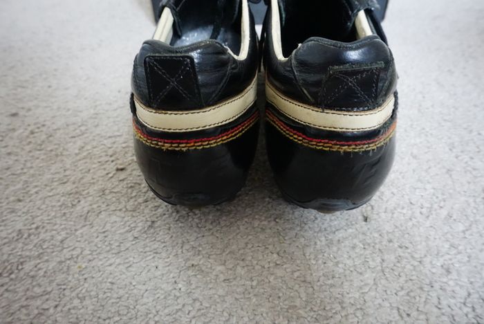 Football Boots Nike Tiempo R10 Black (2006) Size 7UK SG