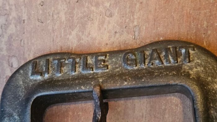 Ewbank Little Giant clamp
