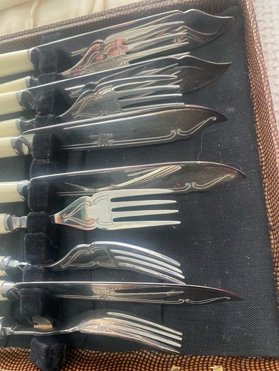 Antique Cutlery Fish Eating Cutlery Set