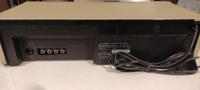 Hitachi D22S Mk II Cassette tape deck