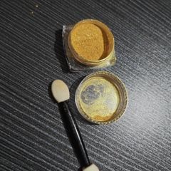 eye glitter