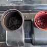 4 plastic flower pots Image 5