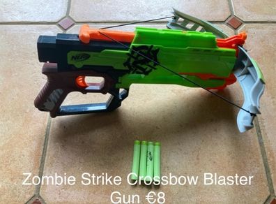 Nerf Zombie Gun & Arrow Bundle