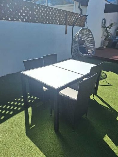 Garden Table and 4 chairs
