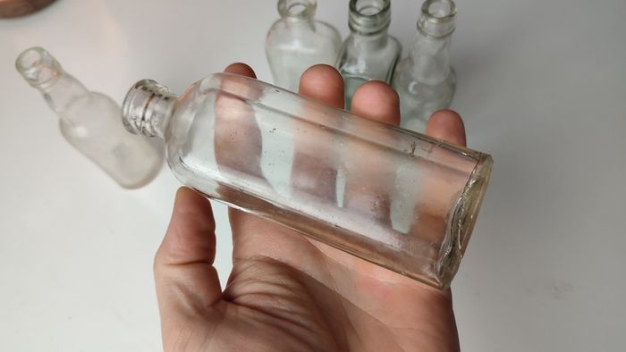243 - Set of 5 Vintage Clear Glass Cork Top Collectible Decorative Bottles