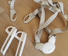 Tripp trapp harness and clips