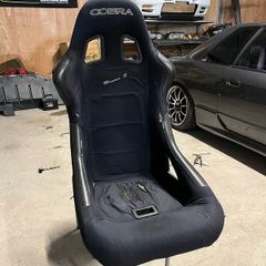 COBRA Fixed bucket seat