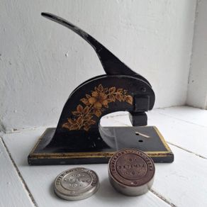 Antique Cast Iron Desktop Paper Embosser Press