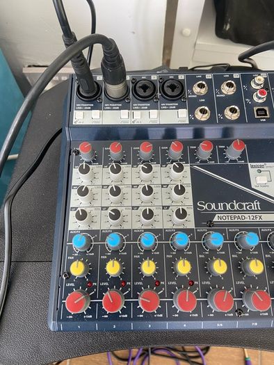 Mixer Desk Soundcraft with USB And Hi z inputs