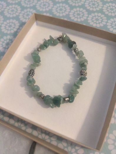 Necklace, earrings and bracelet set