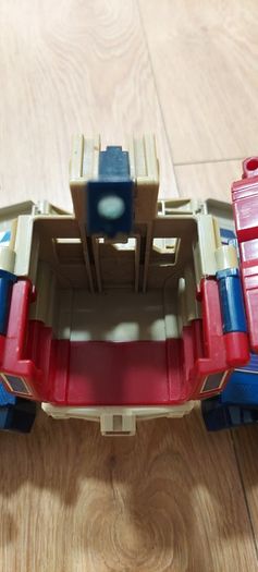 Transformer / toy