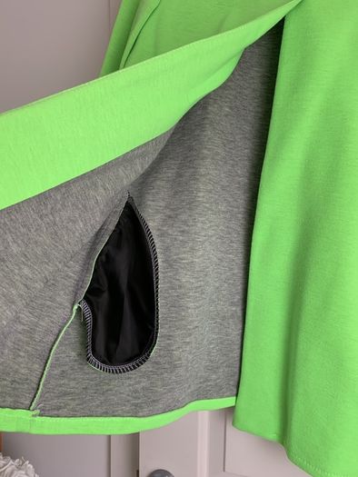 Lovely jacket size uni(6-10) like new
