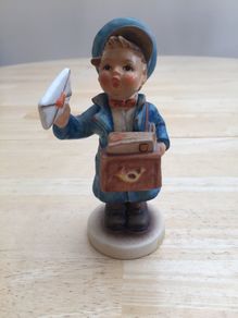 Vintage Goebel Hummel Figurine