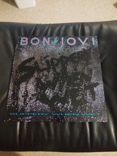 Bon Jovi Slippery when Wet lp Irish press