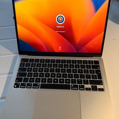 13" Macbook Air M2 256GB