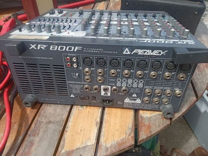 Reduced mixer amp 9 channel + effects 400w one channel comes and goes so needs attention but great sturdy unit