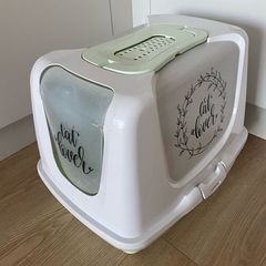 Cat Litter Box