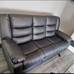 New Recliner sofa 3+2