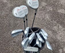 Howson golf clubs