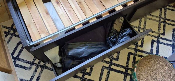 Pull Out Bed With Storage and Single Mattress
