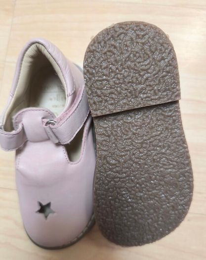 Leather baby/kids shoes new uk 6