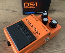 Boss DS-1 Distortion guitar effect box
