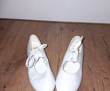 Tie front dance shoes(tap shoes), leather, size 1