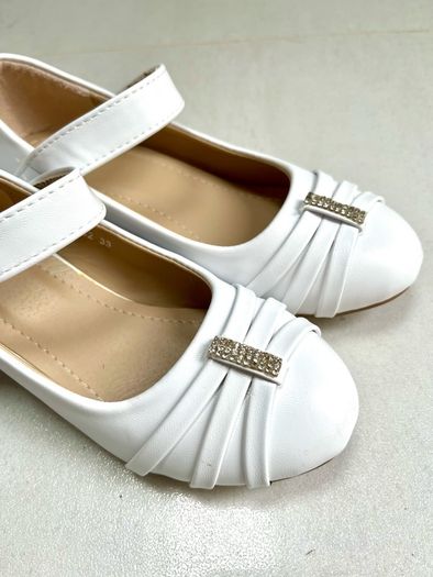 size 33 (1) girls white mid heel princess shoes