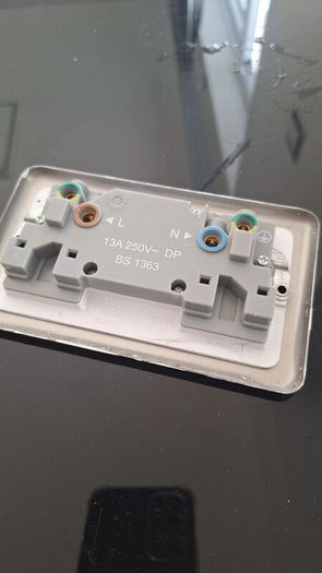 Electrical socket