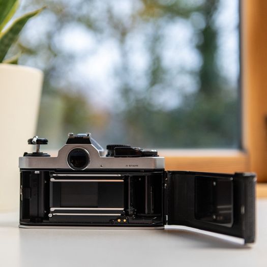 SLR 35mm Film Camera, Nikon FM2 N - Lightly used, immaculate conditon