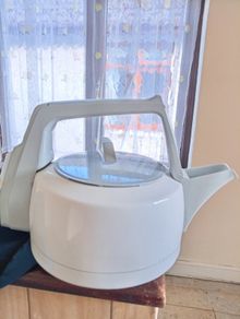 Electrolux Traditional Auto Kettle - Brand New in Box (Vintage)