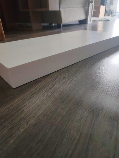 Floating shelf