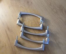 kitchen cabinet handles