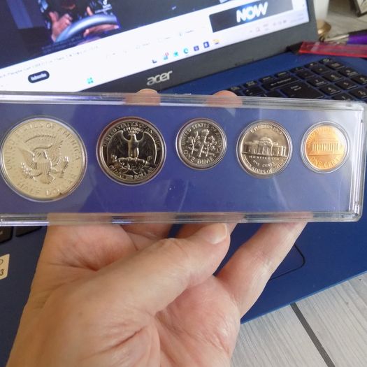 US 1967 Silver coin Proof set."Special mint Set".Gem BU in case.