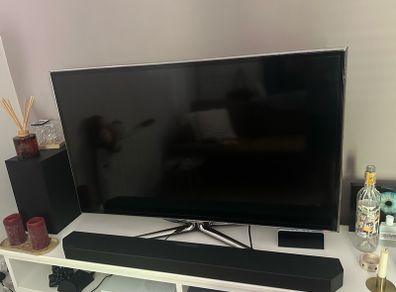 samsung 46" + fire stick + wall bracket