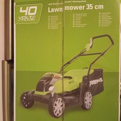lawnmower Battery operated,new still in the box