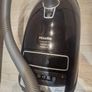 Miele vacuum cleaner Image 2