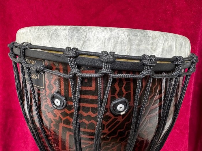 Remo Paulo Mattioli signature djembe, rope tuned