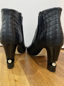 Rare model Ankle Boots. CHANEL. EU:40. Perfect conditions.