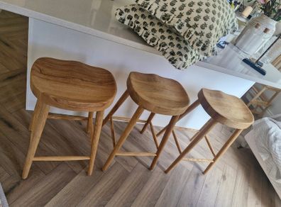 X 3 S Alternative solid oak bar stools Like new