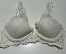 H&M lace bra 85B - cream