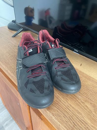 ASICS Lift Master Lite size 8.5 US
