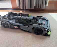 Lego Peugeot Le Mans Hypercar 42156